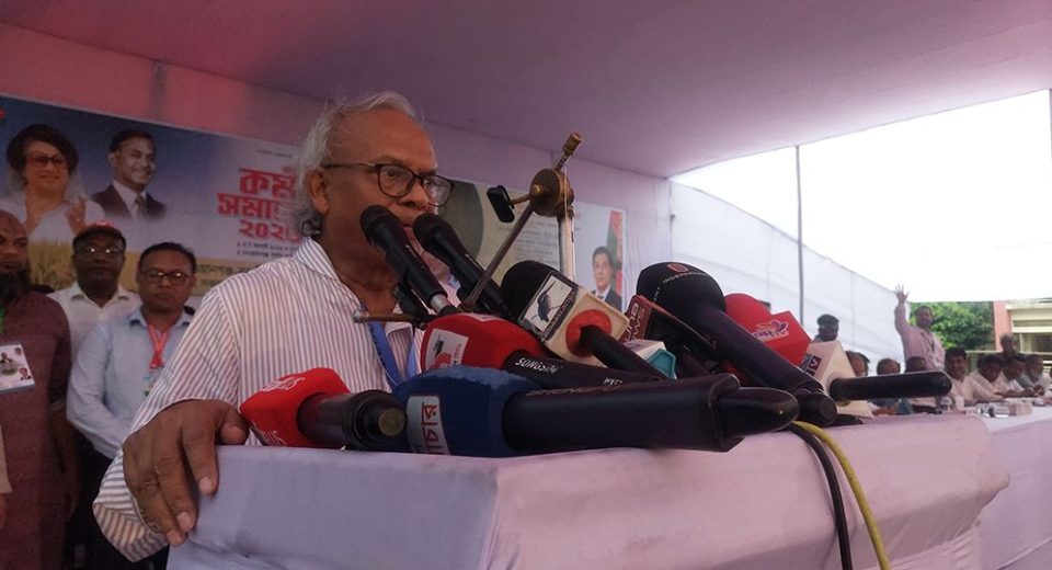 কিছু দল পিআর পদ্ধতিতে নির্বাচন চাইছে- এটা যেন মামার বাড়ির আবদার : রিজভী 6 Dewanganj 68af332b9061e