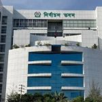 চট্টগ্রাম বন্দরে ট্যারিফ বৃদ্ধি ও বিদেশিদের কাছে টার্মিনাল ছেড়ে দেওয়া নিয়ে বিতর্ক কেন?